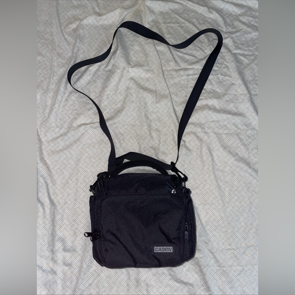 CADEN DSLR Mirrorless Camera Shoulder Bag Black Travel Case Padded